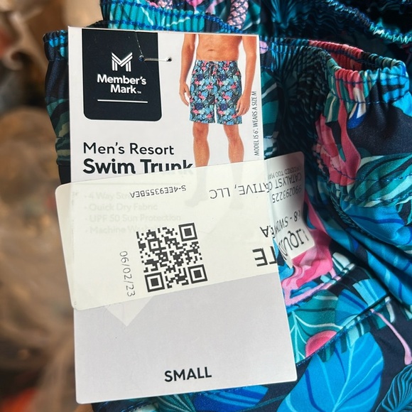 Member's Mark Men's Resort Swim - Picture 7 of 7